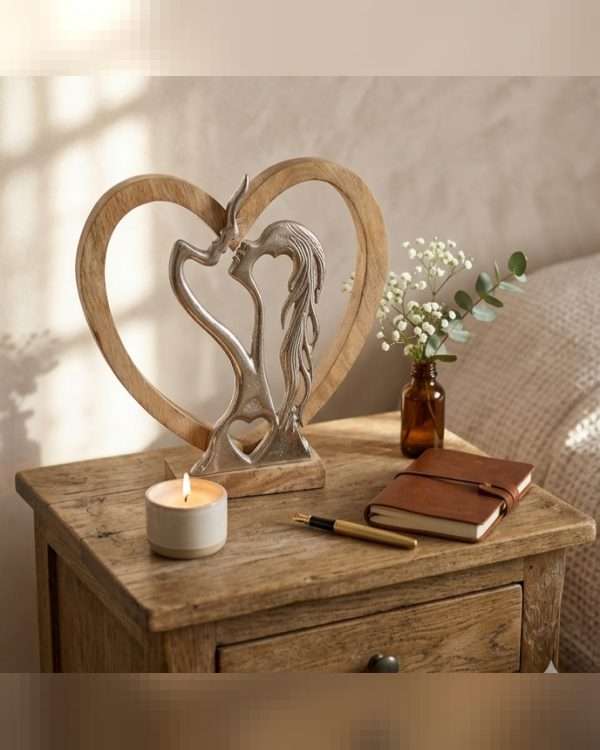 Incontro d'Amore - Cuore in Legno e Silhouette Argento