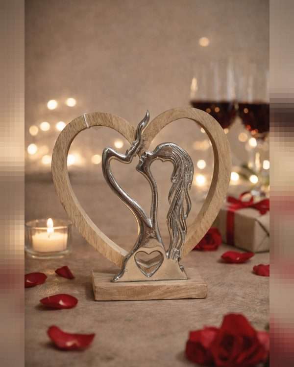 Incontro d'Amore - Cuore in Legno e Silhouette Argento