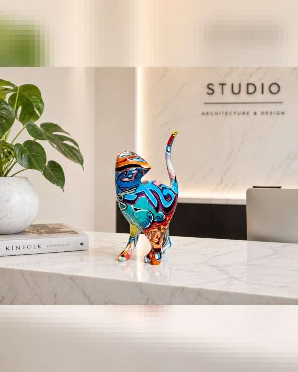 Statua Gatto Pop Art "Urban Graffiti" – Scultura Decorativa Moderna
